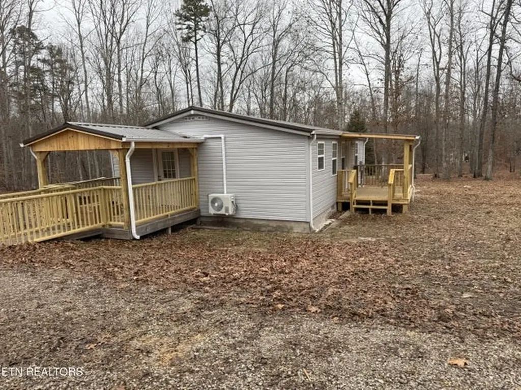 610 Trimmer Lane Jamestown TN 38556