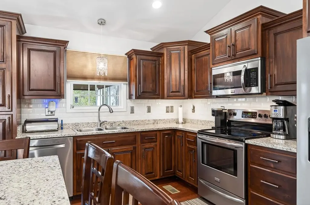 2050 Falcon Trail Cookeville TN 38506