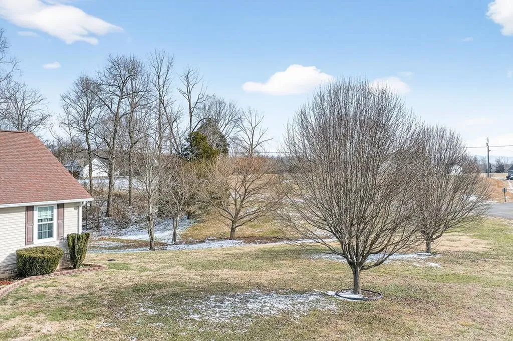 2050 Falcon Trail Cookeville TN 38506