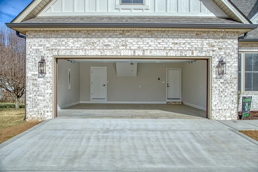 2625 Winchester Drive Cookeville TN 38506