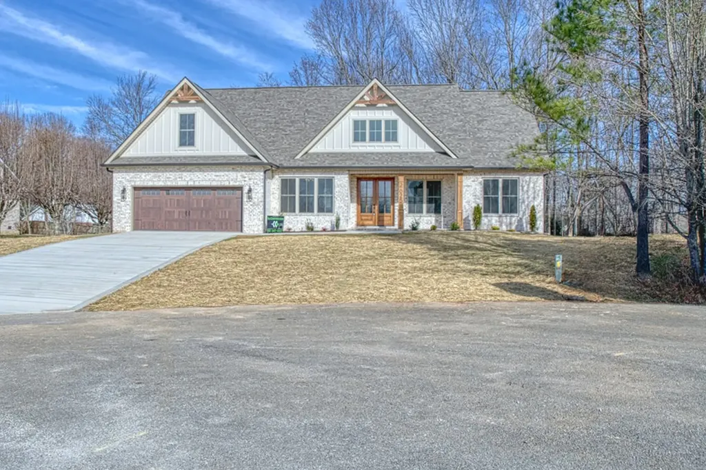 2625 Winchester Drive Cookeville TN 38506