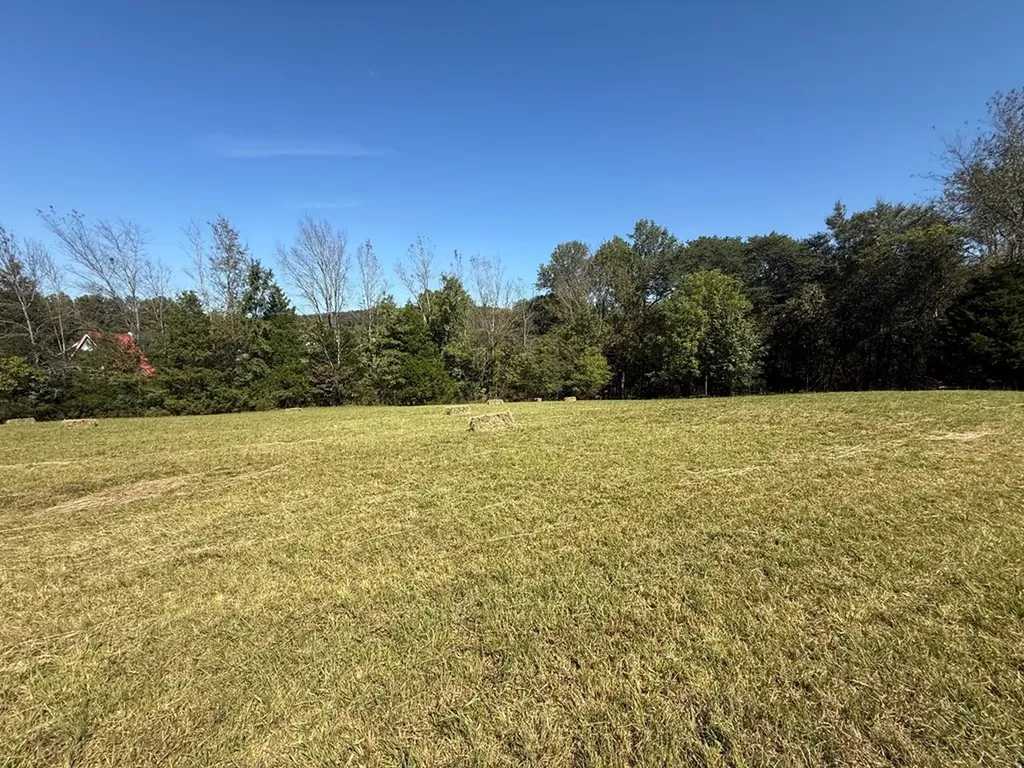 1.8 Ac. Cane Creek Cummingsville Road Sparta TN 38583