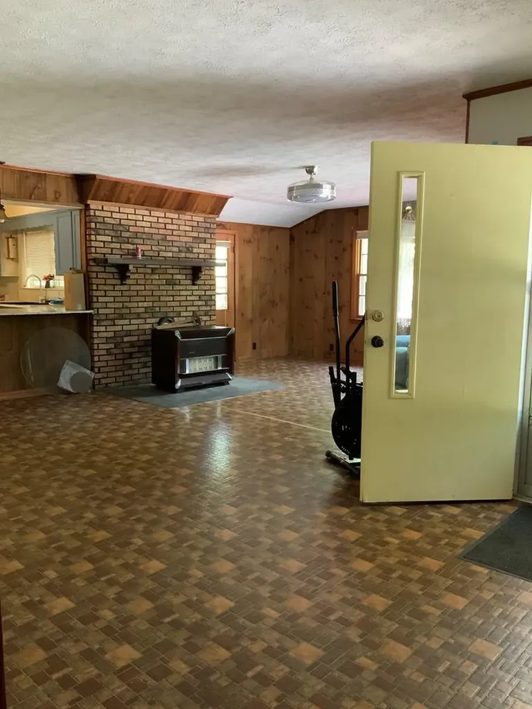 6604 S. York Highway Clarkrange TN 38556