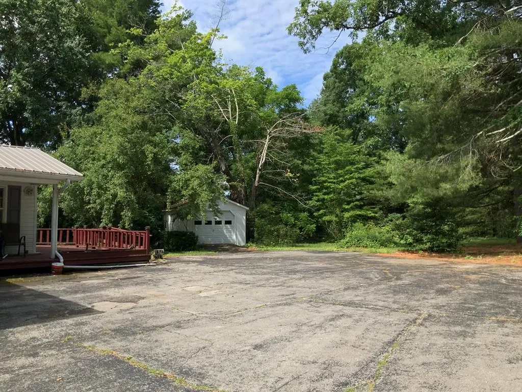 6604 S. York Highway Clarkrange TN 38556