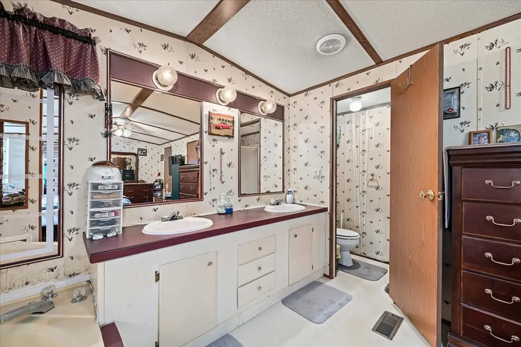 306 Viola Drive Sparta TN 38583