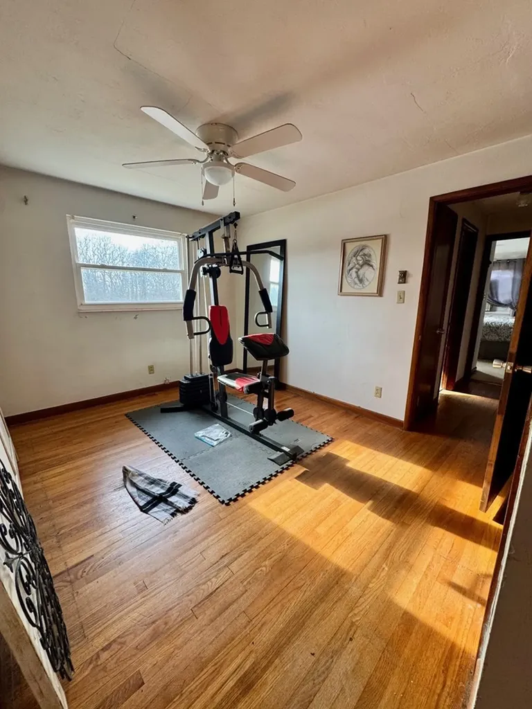 6111 Nashville Highway Deer Lodge TN 37726