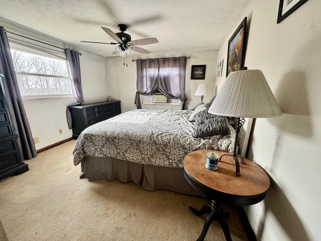 6111 Nashville Highway Deer Lodge TN 37726