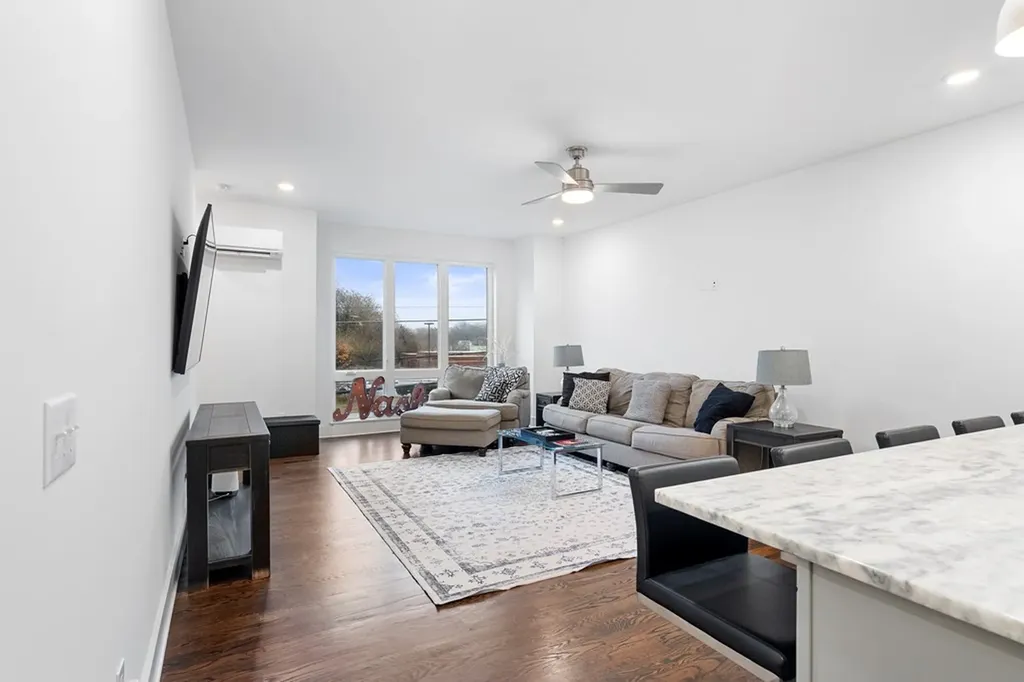 3746 Central Pike #6 Hermitage TN 37076