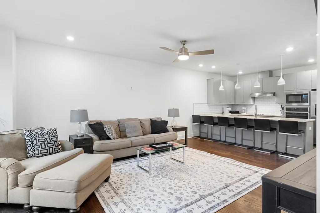 3746 Central Pike #6 Hermitage TN 37076