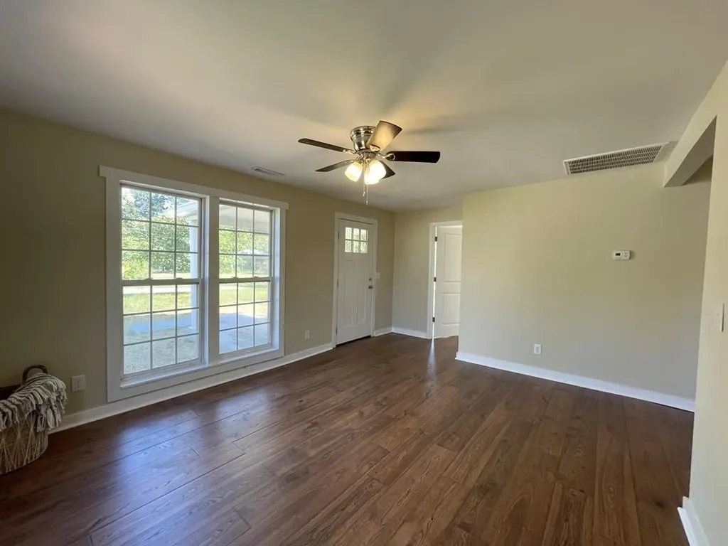 1936 N Dixie Avenue Cookeville TN 38501