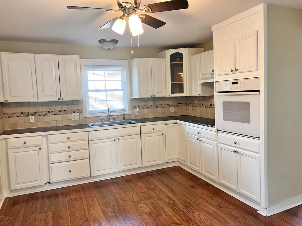 1936 N Dixie Avenue Cookeville TN 38501