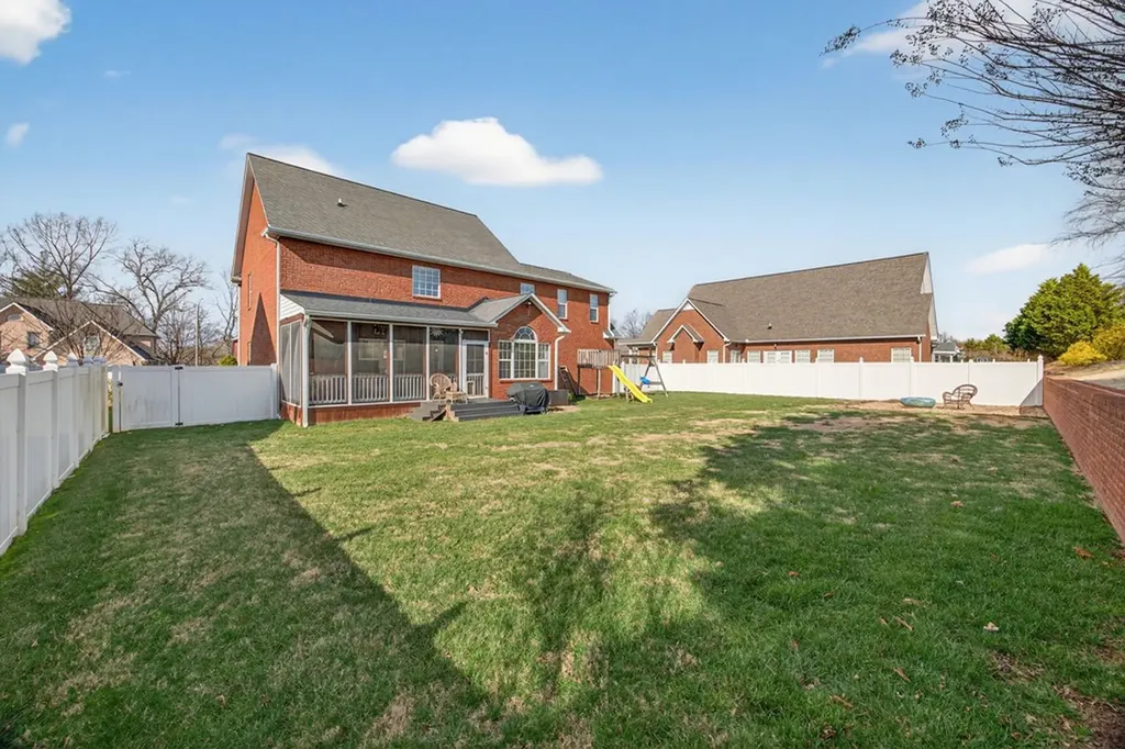 107 Eighteen Grand Place Cookeville TN 38506