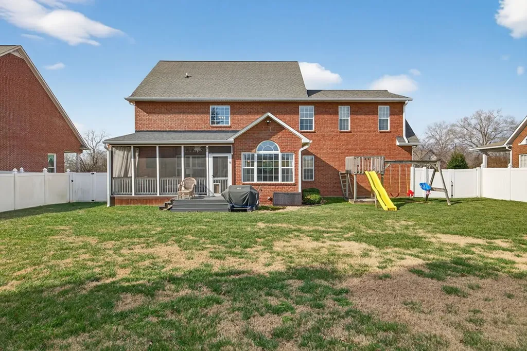 107 Eighteen Grand Place Cookeville TN 38506