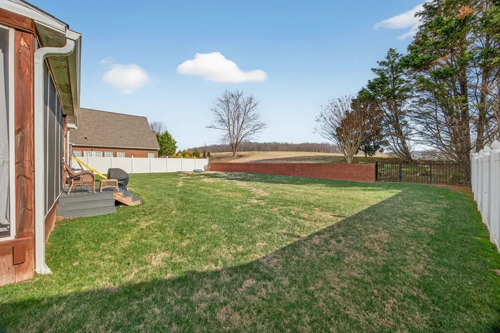 107 Eighteen Grand Place Cookeville TN 38506