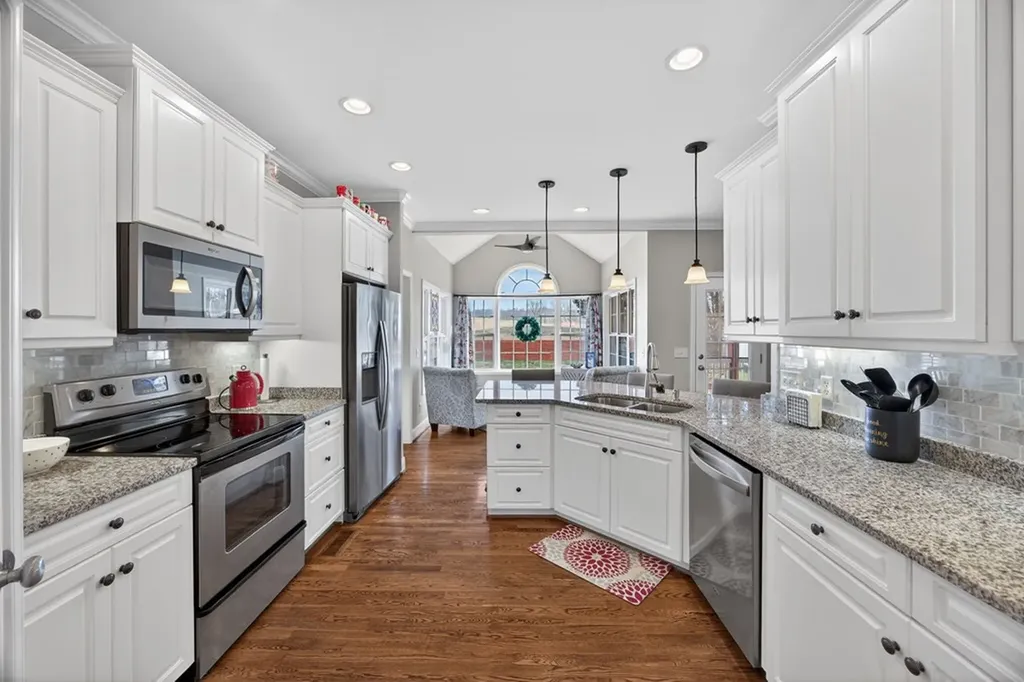 107 Eighteen Grand Place Cookeville TN 38506