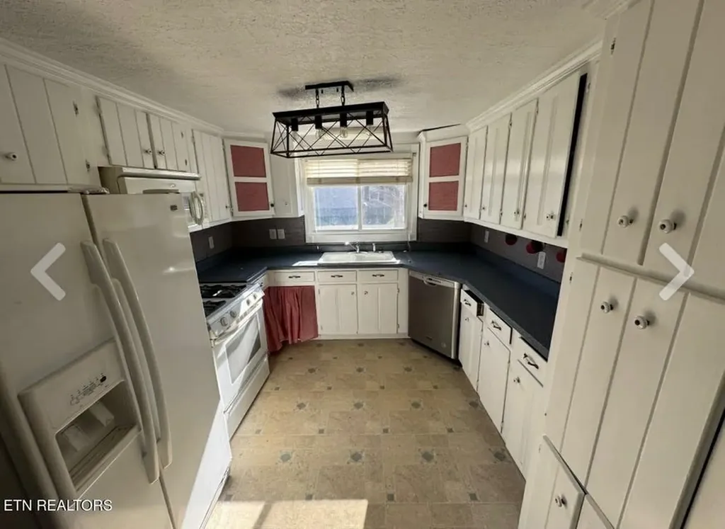 1200 N Church Street Portland TN 37148-4229