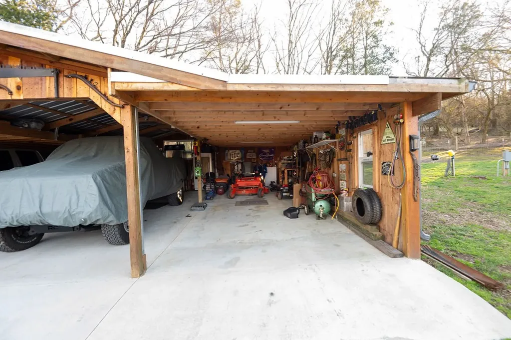 14 Lost Creek Carthage TN 37030