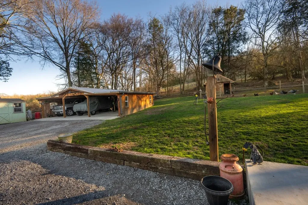 14 Lost Creek Carthage TN 37030