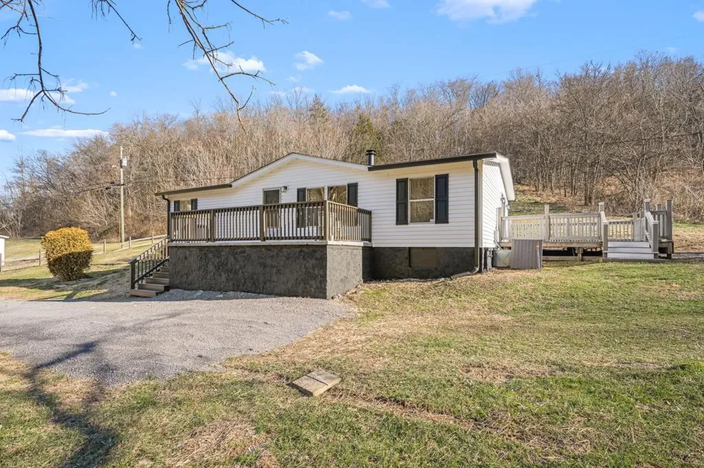 7757 Burks Hollow Road Christiana TN 37037