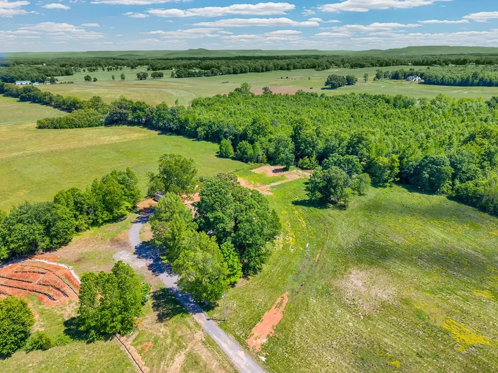 884 Swamp Road Mcminnville TN 37110