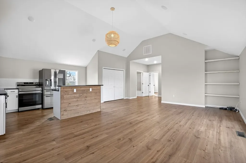 884 Swamp Road Mcminnville TN 37110