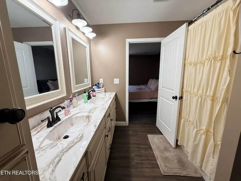 1926 Old Grimsley Road Grimsley TN 38565-5128