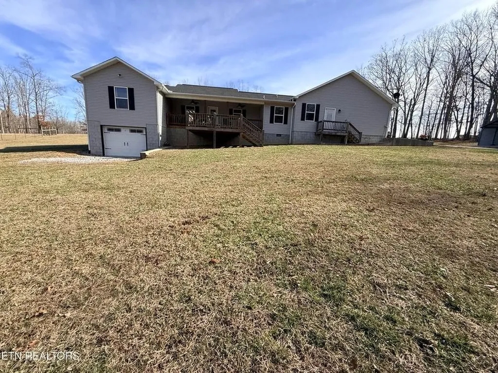 1926 Old Grimsley Road Grimsley TN 38565-5128