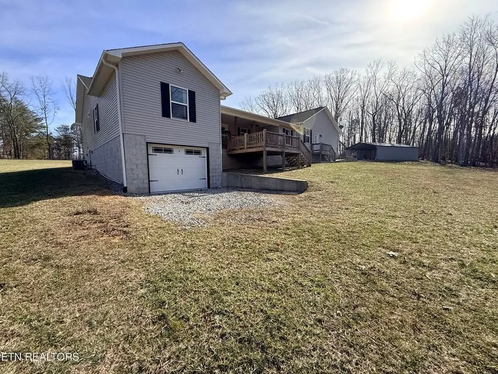 1926 Old Grimsley Road Grimsley TN 38565-5128