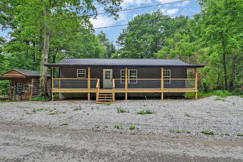 116 Joe Voiles Road Jamestown TN 38556