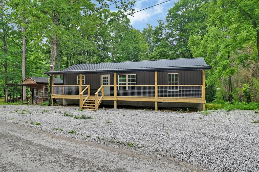 116 Joe Voiles Road Jamestown TN 38556