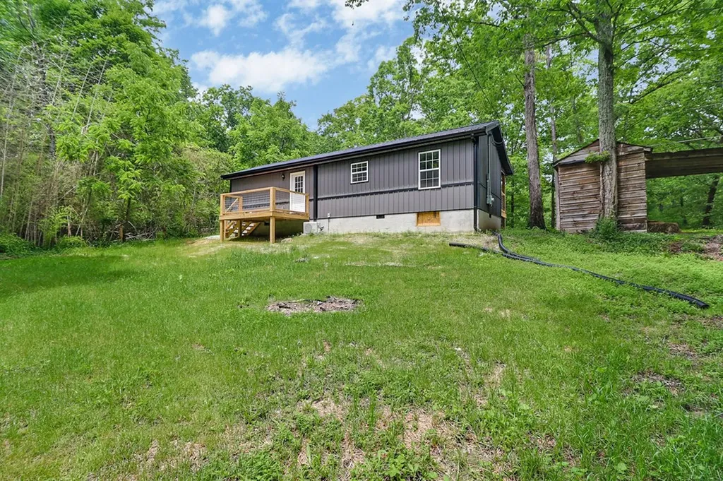 116 Joe Voiles Road Jamestown TN 38556