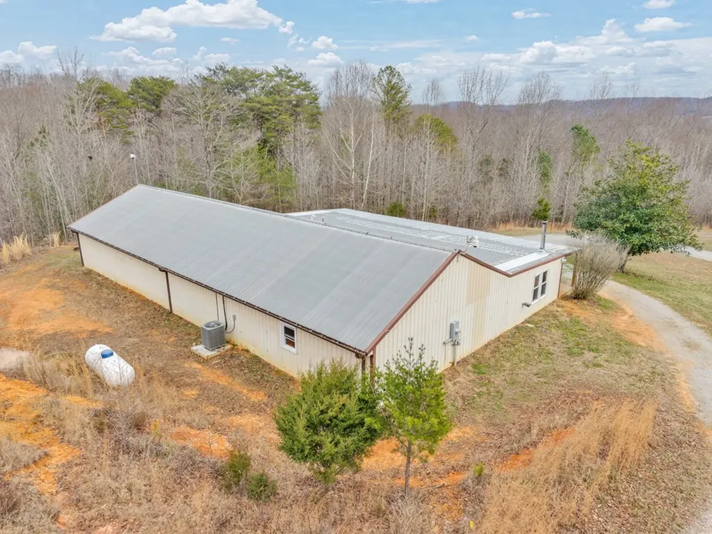 233 Macarthur Lane Walling TN 38587