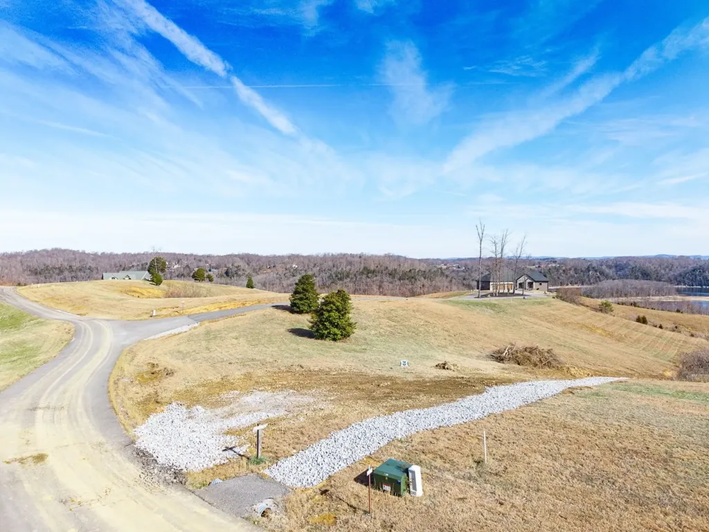 Lot 32 Holly Bend Drive Byrdstown TN 38549