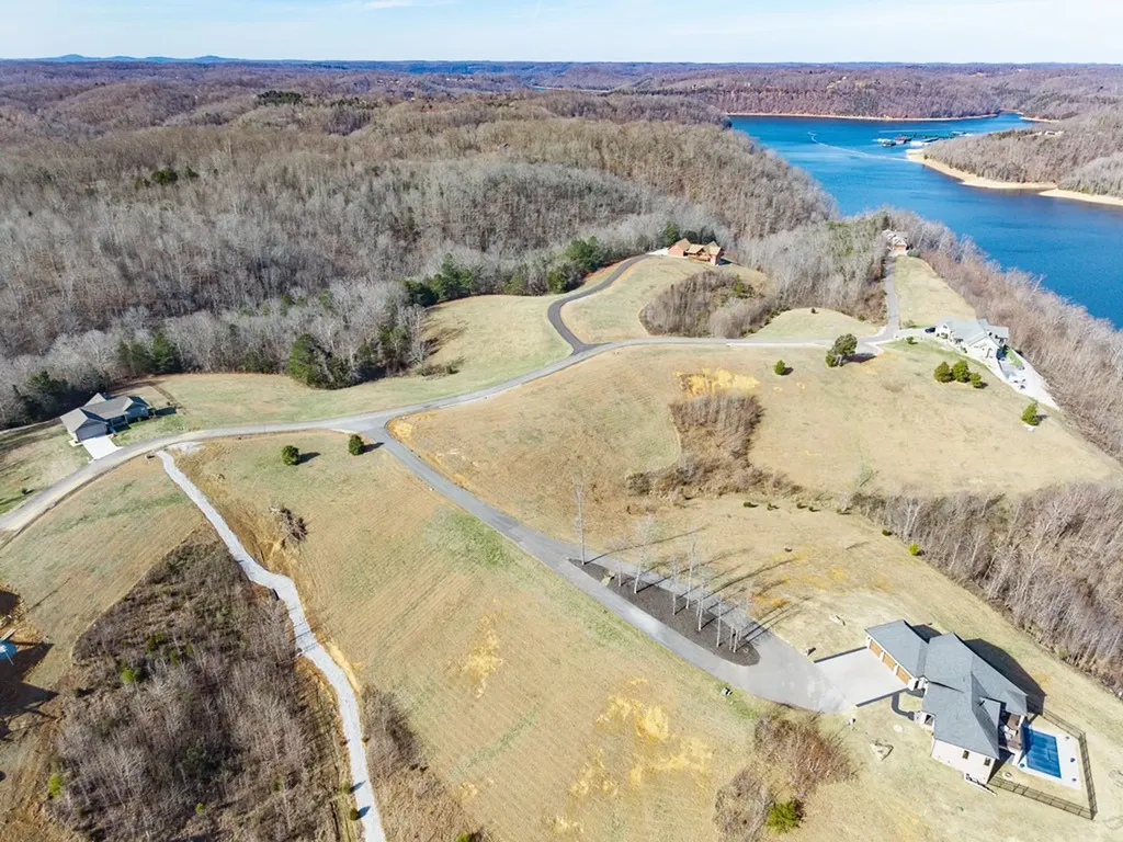 Lot 32 Holly Bend Drive Byrdstown TN 38549