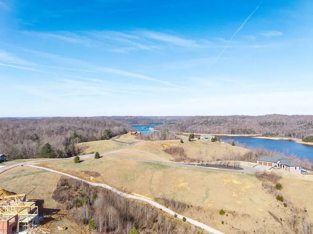 Lot 32 Holly Bend Drive Byrdstown TN 38549