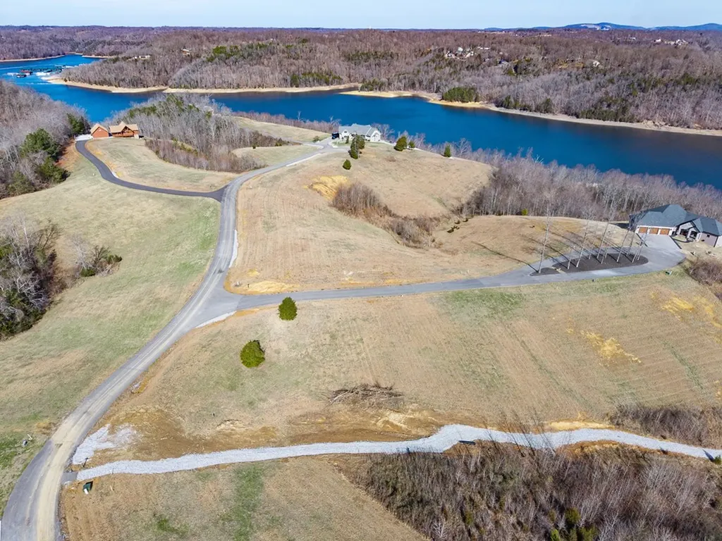 Lot 32 Holly Bend Drive Byrdstown TN 38549