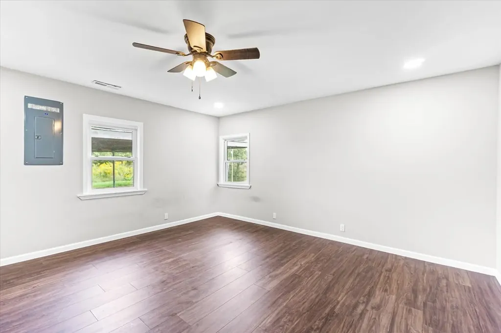 1062 Pleasant Hill Road Sparta TN 38583