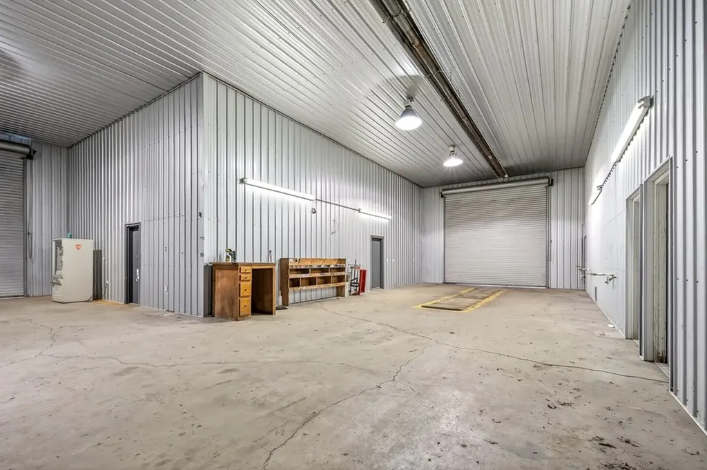 2229 Bradford Hicks Drive Livingston TN 38570