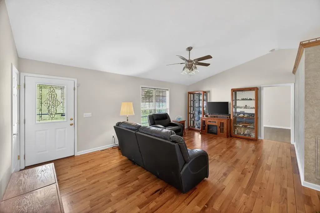 170 Robin Lane Livingston TN 38570