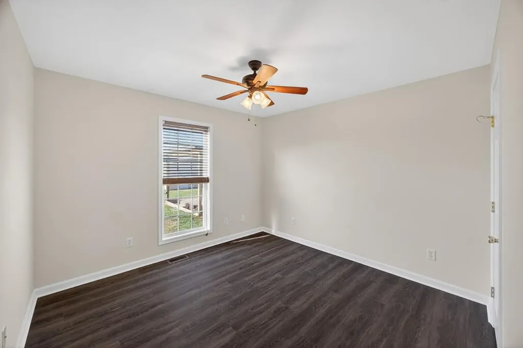 170 Robin Lane Livingston TN 38570