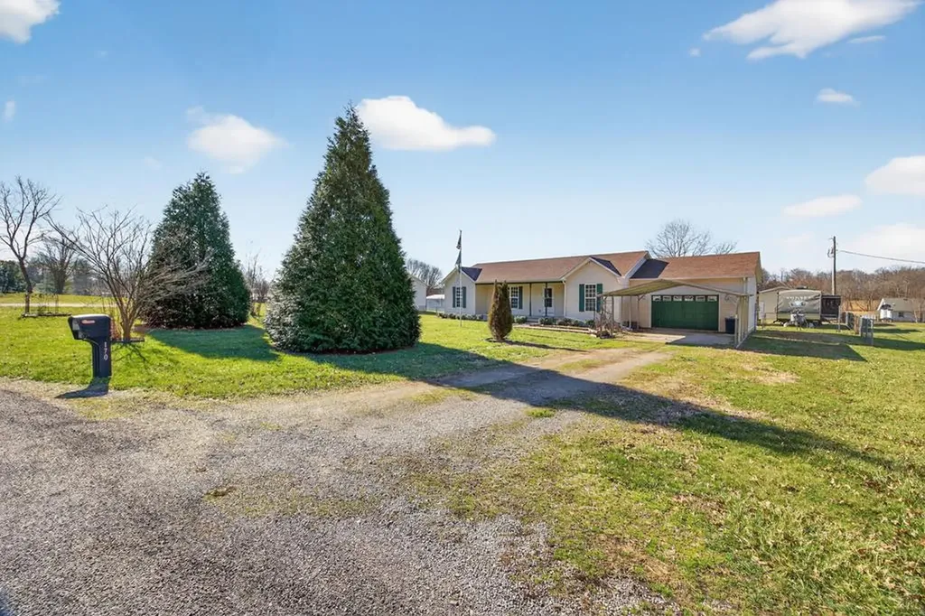 170 Robin Lane Livingston TN 38570