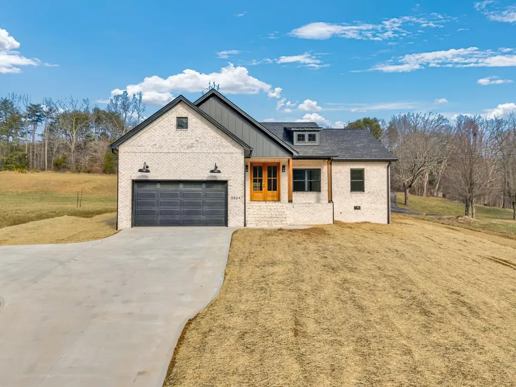 5564 Rocky Point Road Cookeville TN 38506