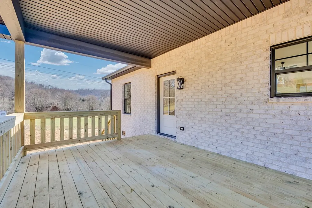 5564 Rocky Point Road Cookeville TN 38506