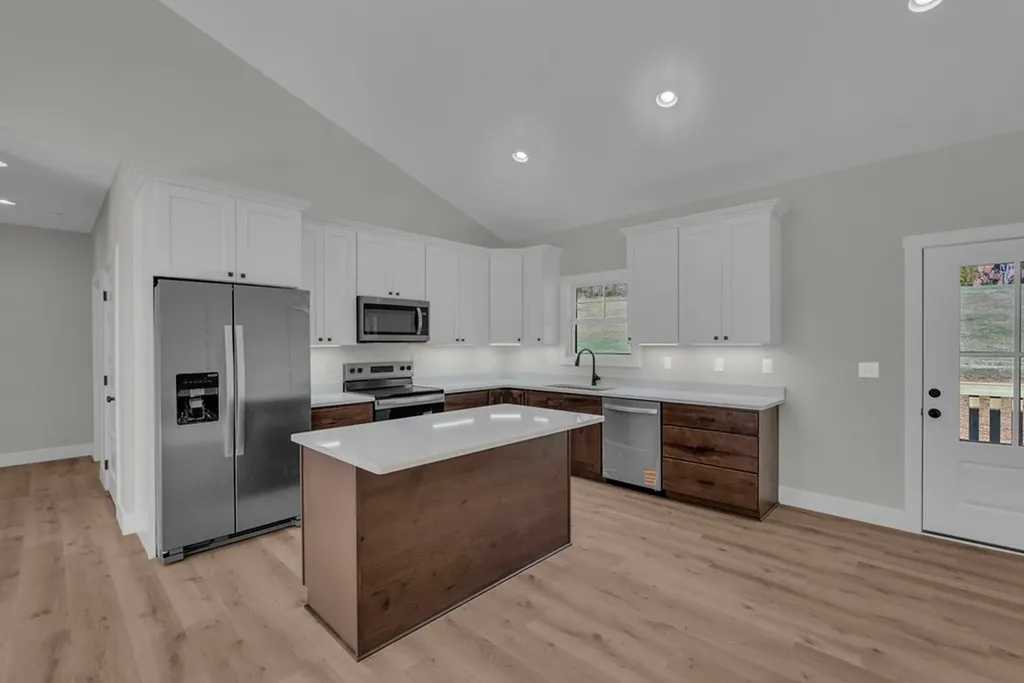 5564 Rocky Point Road Cookeville TN 38506