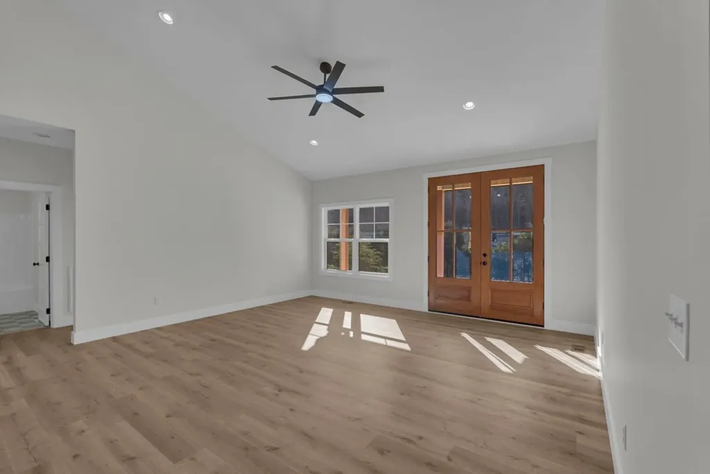 5564 Rocky Point Road Cookeville TN 38506