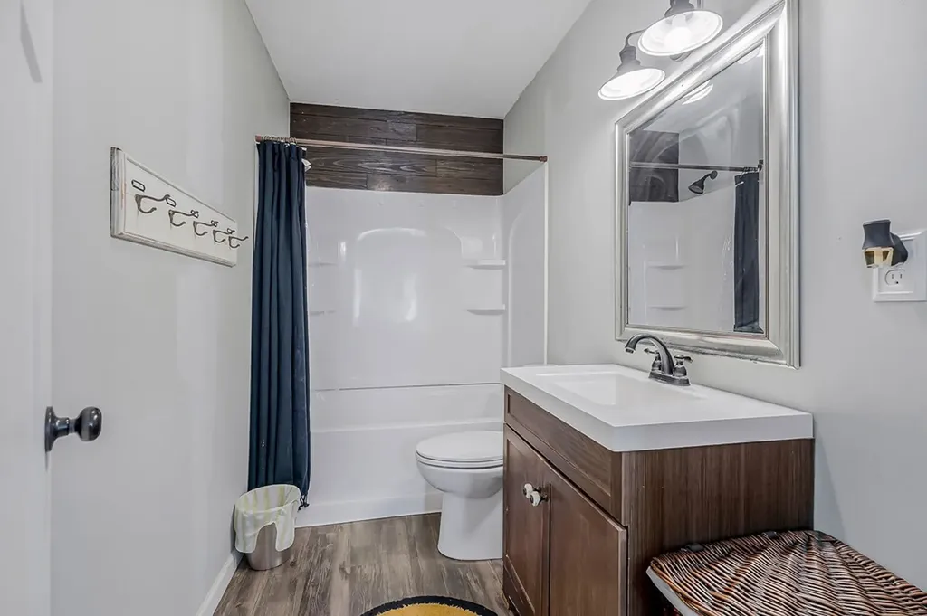 290 Washington Street Sparta TN 38583