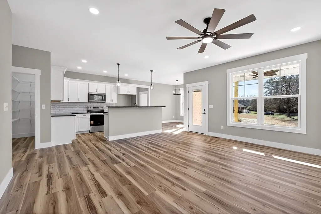 1910 Herbert Garrett Road Cookeville TN 38506