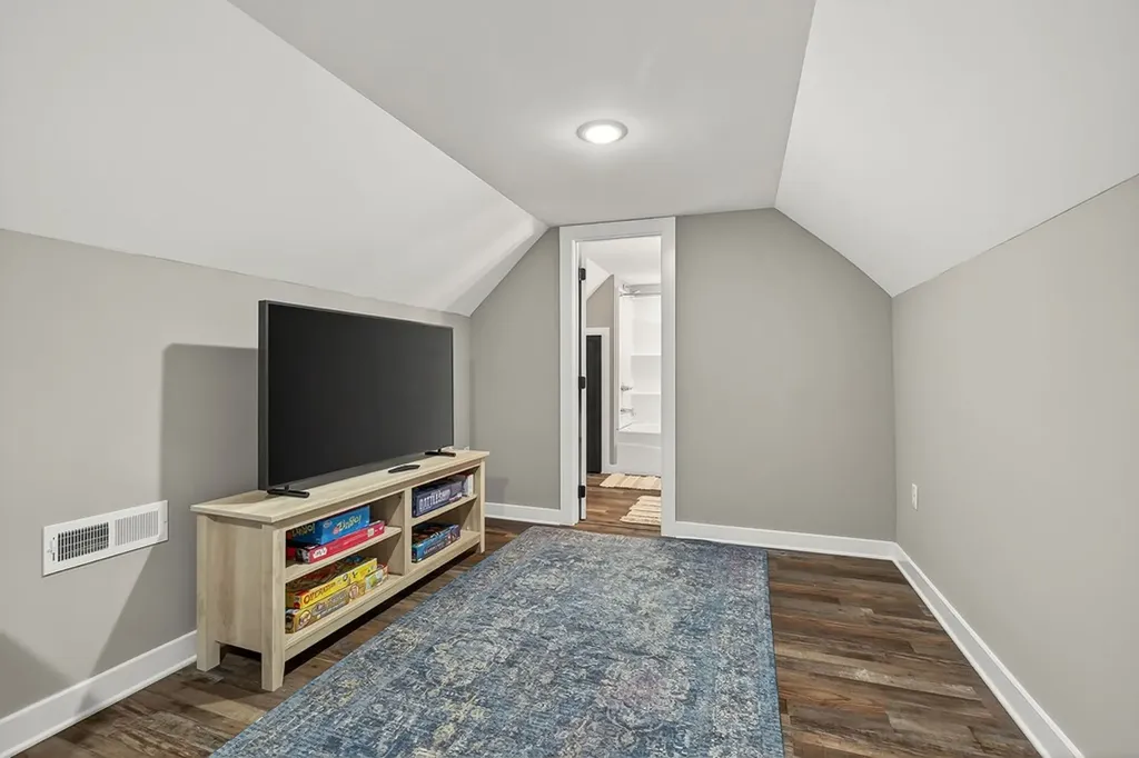 605 N. Dixie Avenue Cookeville TN 38501