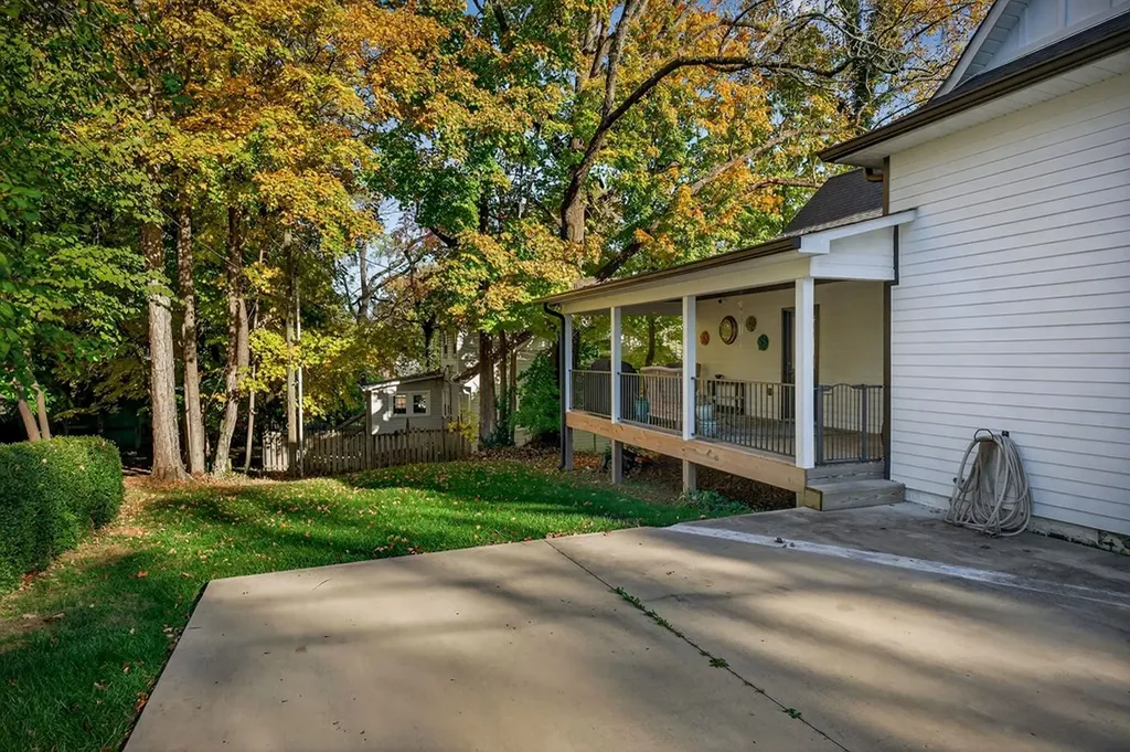 605 N. Dixie Avenue Cookeville TN 38501