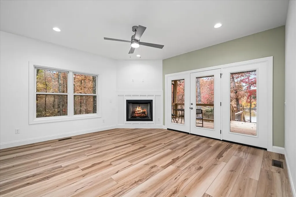 565 Grassland Road Crossville TN 38572